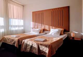 Отель Center Hotel Таллин Стандартный двухместный номер с 2 отдельными кроватями-23